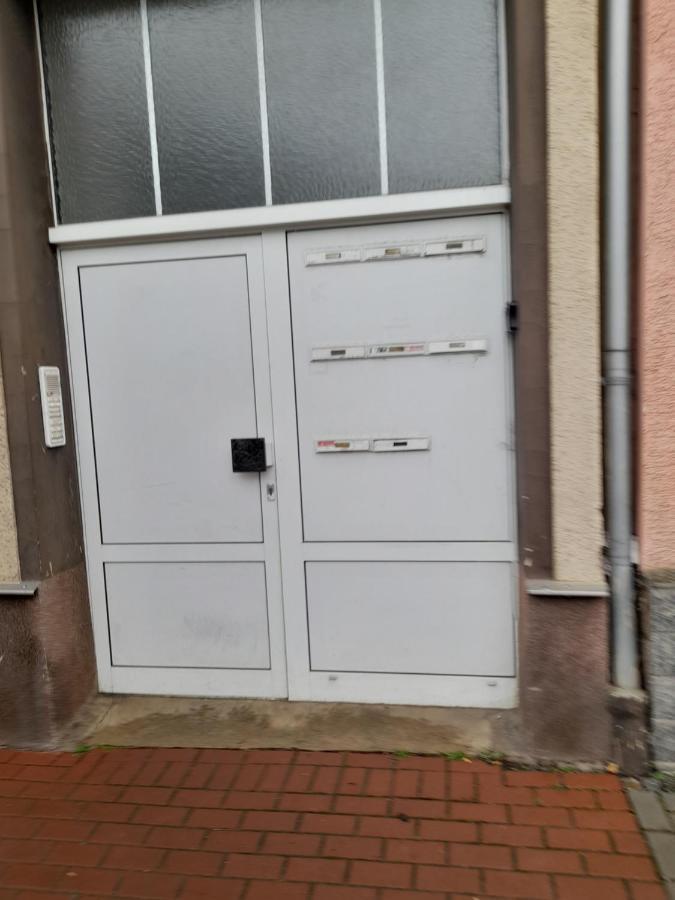 2 Raum Wohnung Im Dg Τσβικάου Εξωτερικό φωτογραφία